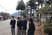 生徒会役員の生徒